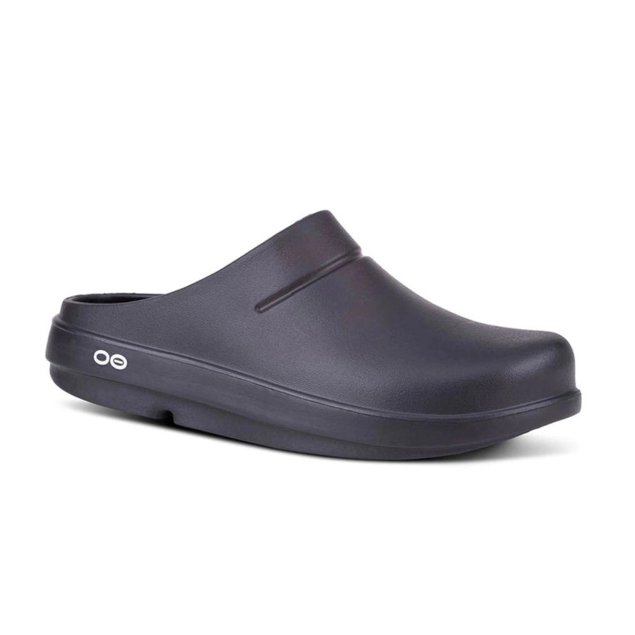 OOFOS OOcloog Clogs Black Angle