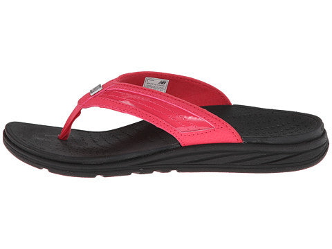 New Balance Revitalign Flourish Thong Sandals - Women's 5