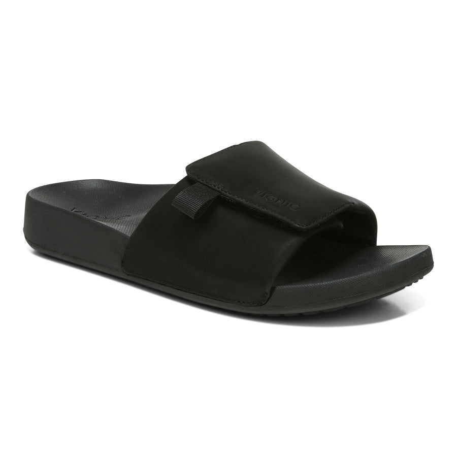 Why I Can't Stop Wearing Amazon's Comfortable Cushionaire Slides